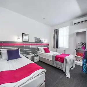https://amarant-hotel.hotels-of-kiev.com